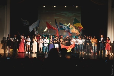 К Международному дню студентов Политех подарил городу праздничный концерт
