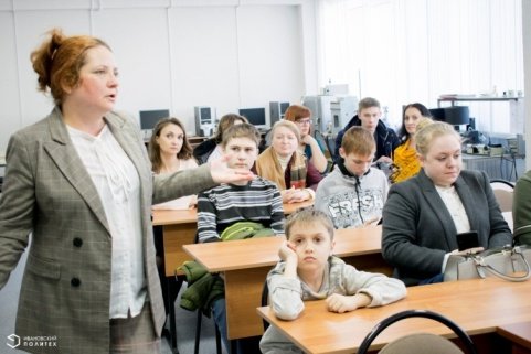 Ивановские школьники посетили кафедру нанотехнологии, физики и химии ИВГПУ